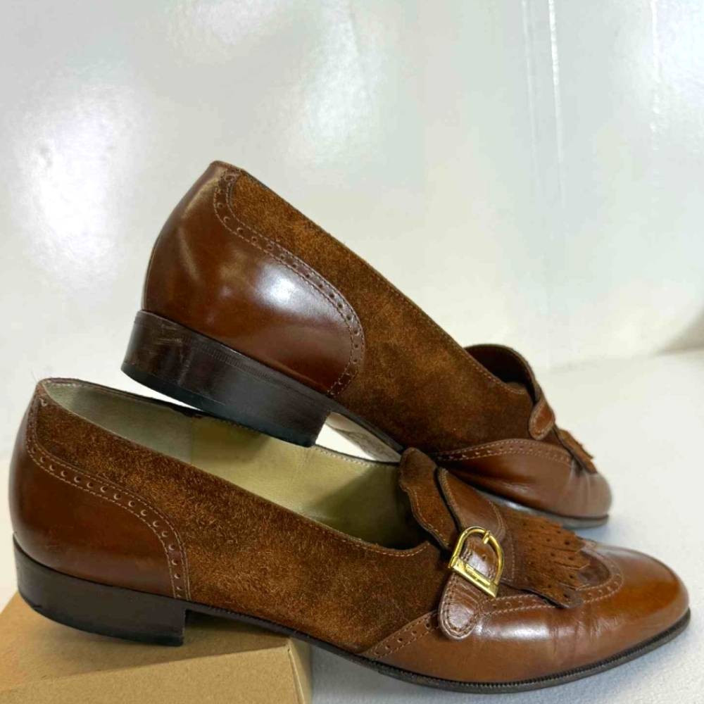 Size 8 Narrow Salvatore Ferragamo Gold and Brown Flats with Buckle Detail